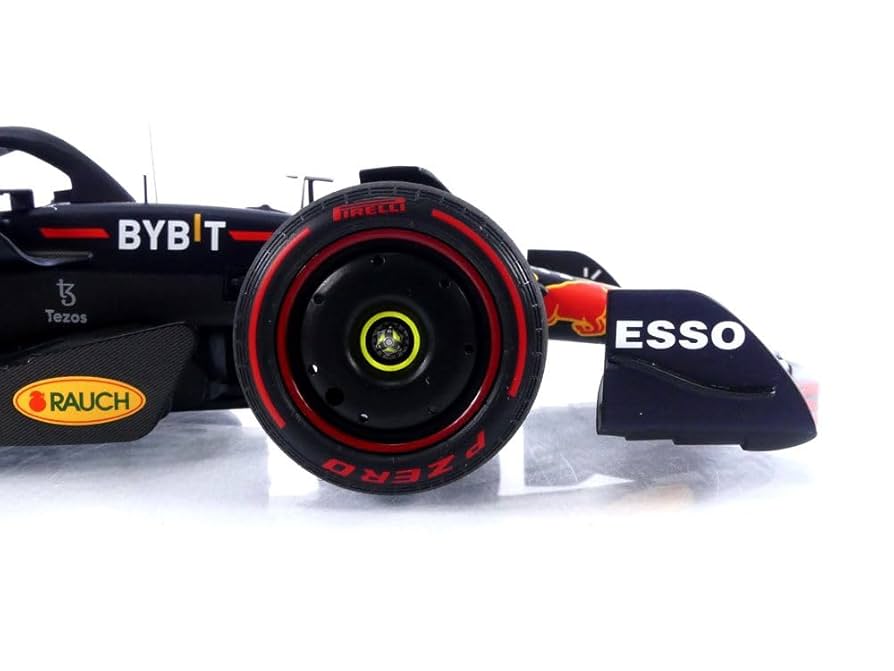 1/18 レッドブルRB18 #1 オランダGP2022優勝 Mフェルスタッペン 1/18 レッドブルRB18 #1 オランダGP2022優勝 Mフェルスタッペン